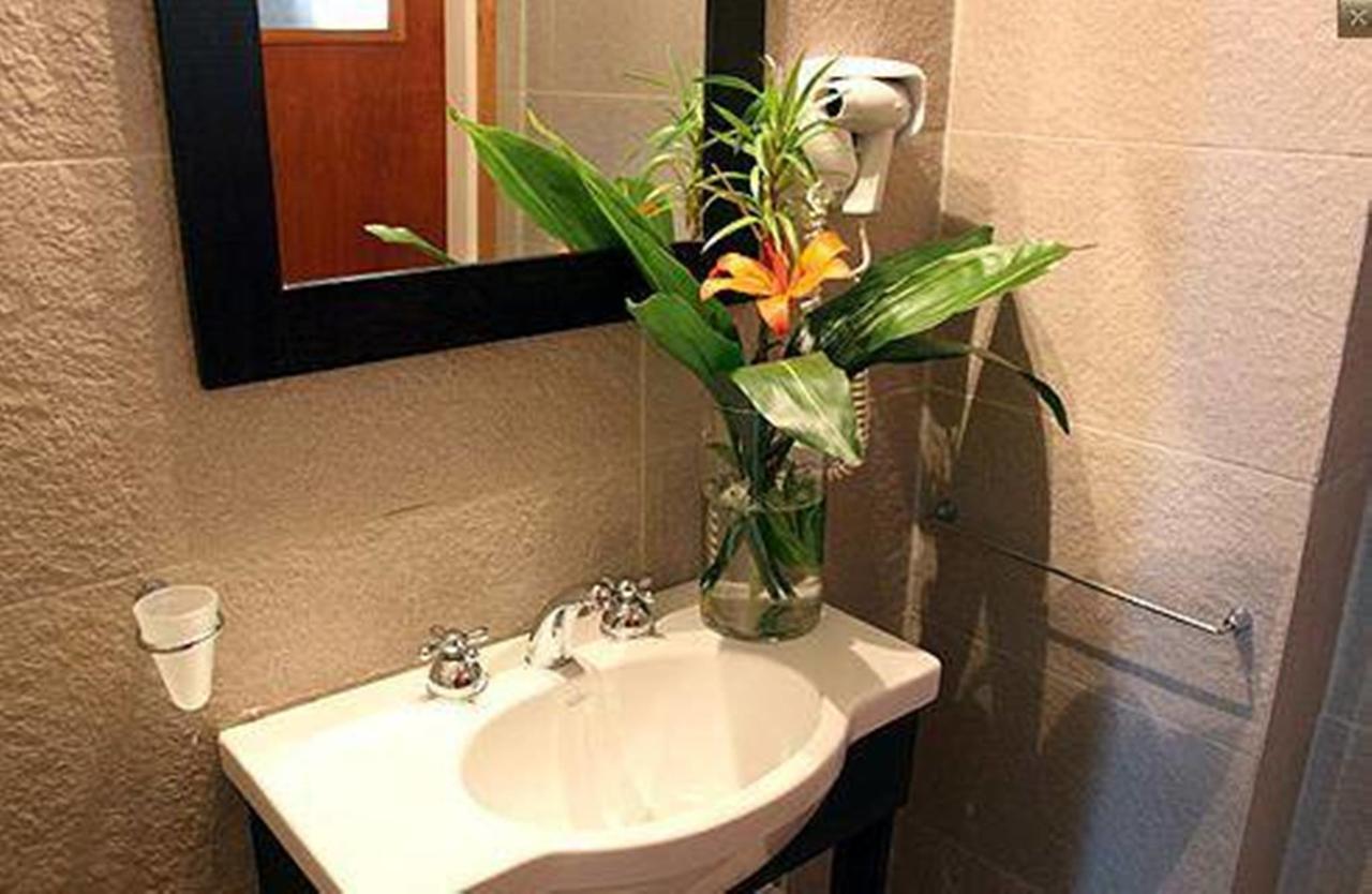 De Los Arroyos Apart Hotel San Nicolás de los Arroyos Екстериор снимка